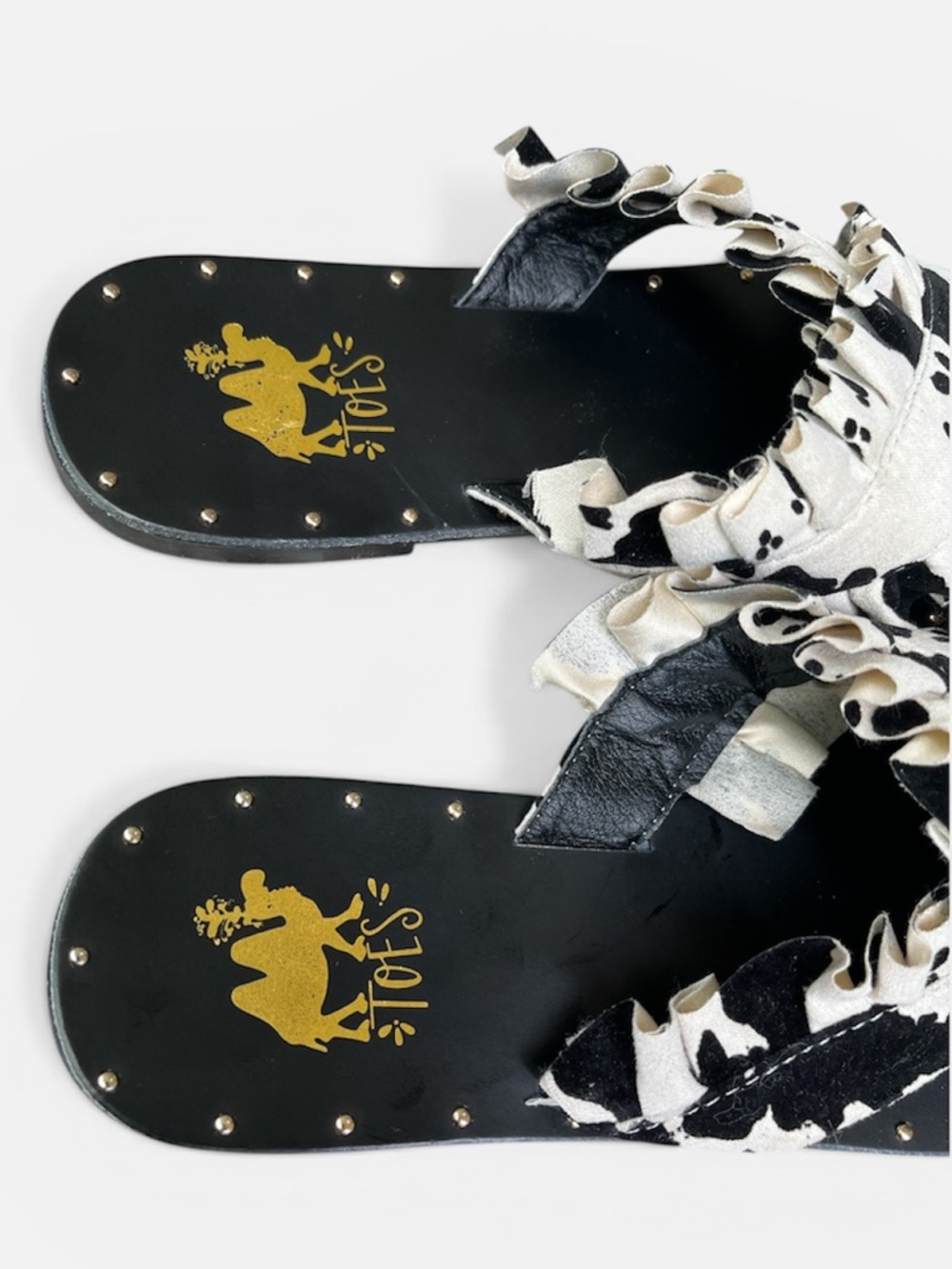 Camel Threads Ruffled Cow Print Slide Sandal Size 7 - Picture 5 of 8